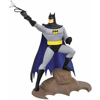 Diamond Select Toys DC Gallery: Batman The Animated Series - Batman Ver2 PVC Gallery Statue (SEP192496)