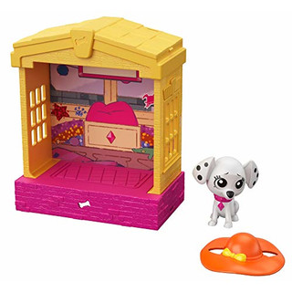 Mattel GBM33 - Disney Das Haus der 101 Dalmatiner Dejavu mit Hundehütte Figur, Spielzeug ab 5 Jahren