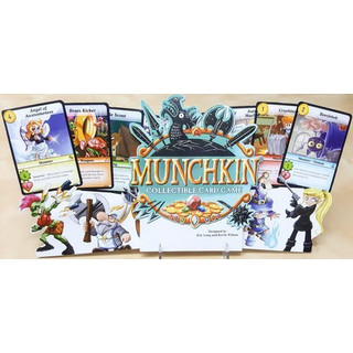 Munchkin Collectible Card Game: Booster Box (24 Packs) - English
