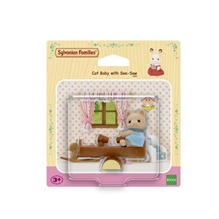 Sylvanian Families 4560 Cat Baby Spielzeug mit Wippe, Mehrfarbig