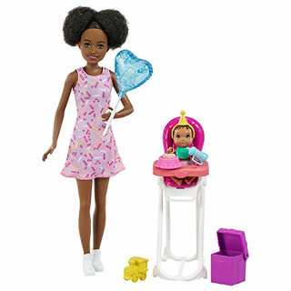 Barbie GRP41 - „Skipper Babysitters Inc." Geburtstag-Spielset mit Babysitter-Puppe & Baby-Puppe (brünett) mit Farbwechseleffekt und Zubehör, für Kinder von 3 bis 7 Jahren