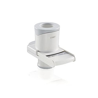 Leifheit Scheibenschneider Pearl Grey mit verstellbarer Scheibendicke, handlicher Gemüseschneider für komfortables Schneiden und ergonomischen Griff, spülmaschinengeeignet, Küchenhobel, Gurkenhobel