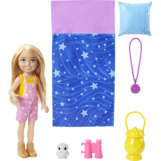 Barbie HDF77 - "Barbie im Doppelpack! Camping" Spielset mit Chelsea Puppe (ca 15cm, blond), Haustier Eule, Schlafsack, Fernglas & Campingzubehör, Spielzeug Geschenk für Kinder ab 3 Jahren