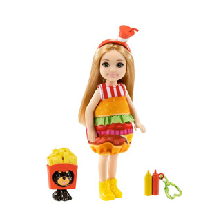 Barbie GRP69 - Club Chelsea Puppe mit Burger Kostüm, 15 cm groß, blond, mit Tier und Anhänger