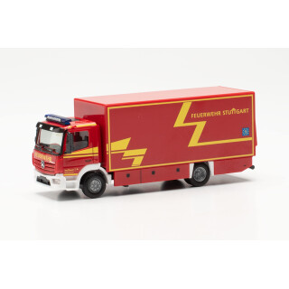 Herpa LKW Modell Mercedes-Benz Atego 13 Koffer-LKW Branddirektion Stuttgart, originalgetreu im Maßstab 1:87, Modell LKW, Modellbau Sammlerstück, Made in Germany, Deko, LKW-Modell aus Kunststoff