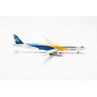 Herpa Modellflugzeug Embraer E195-E2 “Profit Hunter - Golden Eagle” Maßstab 1:200- Modellbau Flugzeug, Flugzeugmodell für Sammler, Miniatur Deko, Flieger ohne Standfuß aus Kunststoff