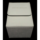 Docsmagic.de Premium Magnetic Flip Box (100) White + Deck Divider - MTG PKM YGO - Kartenbox Weiss