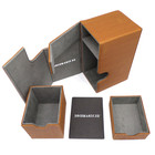 Docsmagic.de Premium Magnetic Tray Box (100) Gold + Deck Divider - MTG - PKM - YGO - Kartenbox Gold