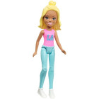Barbie FHV57 On The Go Puppe (blond mit pinkfarbenem Shirt)